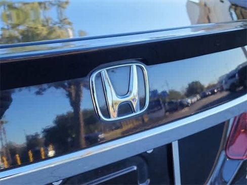 Used 2017 Honda Accord Sport Special Edition image 10