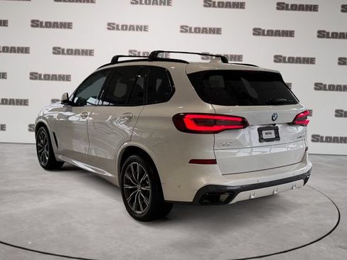 Used 2022 BMW X5 xDrive40i w/ M Sport Package AWD/4WD image 3