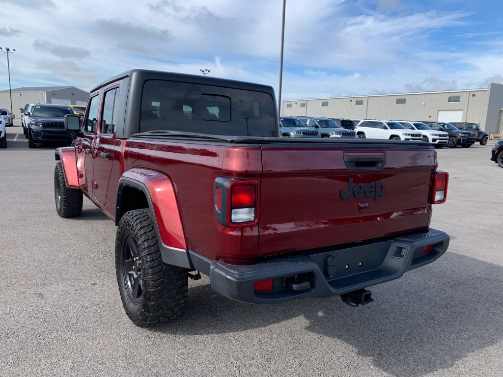 Used 2021 Jeep Gladiator Sport AWD/4WD image 5