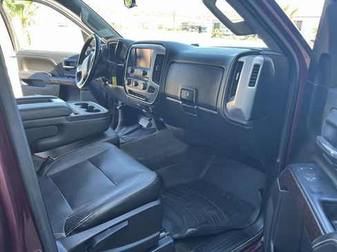 Used 2016 GMC Sierra 2500 SLE w/ SLE Preferred Package AWD/4WD image 9