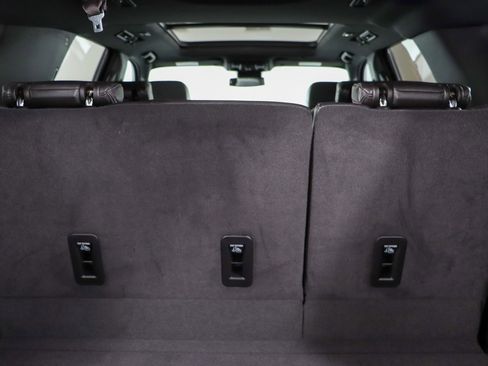 Used 2024 Chevrolet Tahoe RST w/ Luxury Package image 34