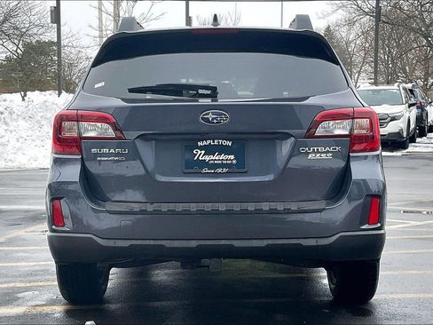 Used 2017 Subaru Outback 2.5i Limited w/ Popular Package #5 image 3