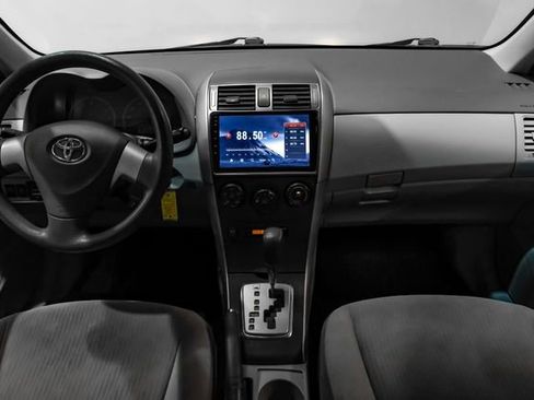 Used 2010 Toyota Corolla LE FWD image 21