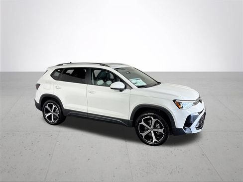 New 2026 Volkswagen Taos SEL AWD/4WD image 4