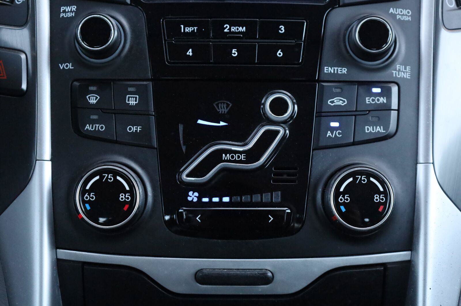 Used 2012 Hyundai Sonata Hybrid FWD image 38