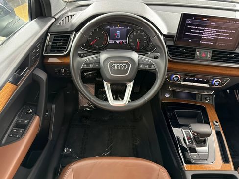 Used 2023 Audi Q5 2.0T Premium w/ Convenience Package AWD/4WD image 13