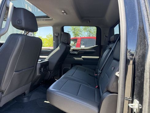 Used 2022 Chevrolet Silverado 1500 RST w/ True North Edition Plus AWD/4WD image 8