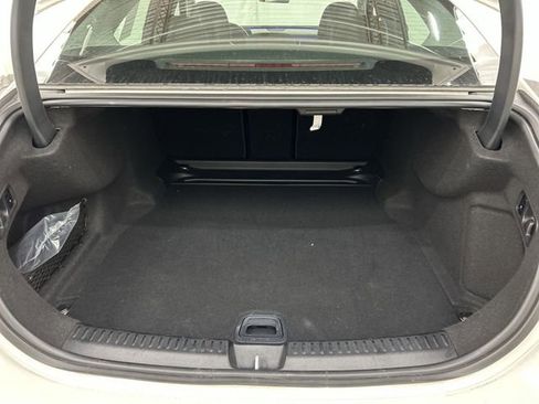 Used 2025 Mercedes-Benz E 350 4MATIC Sedan w/ Winter Package image 7
