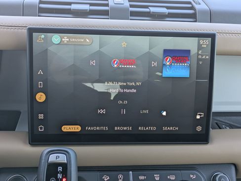 Certified 2025 Land Rover Defender 110 X-Dynamic SE image 12