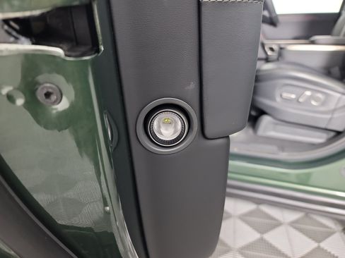 Used 2024 Rivian R1S Adventure AWD/4WD image 32