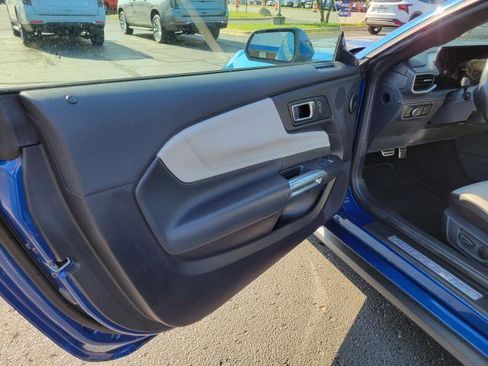 Used 2024 Ford Mustang Premium RWD image 6