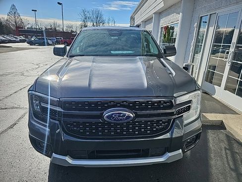 Used 2024 Ford Ranger XLT w/ FX4 Off-Road Package image 3