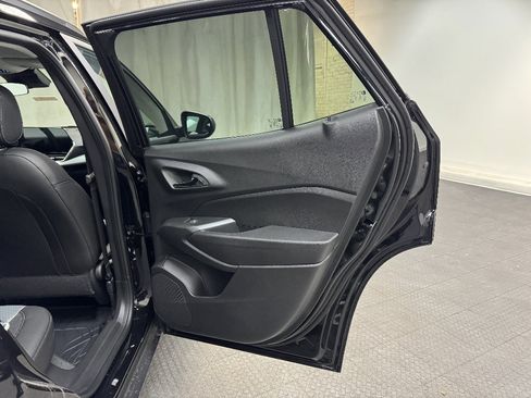 New 2026 Chevrolet Trax LT w/ LPO, Blackout Package image 14