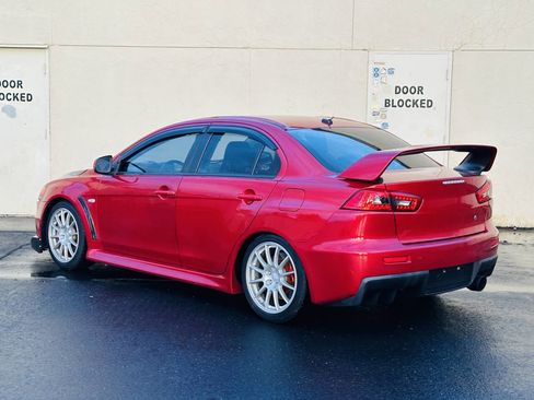 Used 2011 Mitsubishi Lancer Evolution GSR image 6