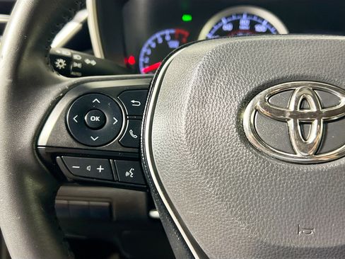 Used 2020 Toyota Corolla SE w/ SE Preferred Package image 17