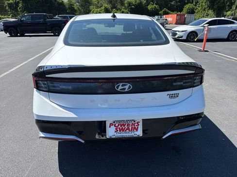 Used 2025 Hyundai Sonata SEL FWD image 4