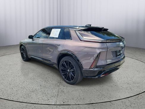 Used 2024 Cadillac Lyriq Sport AWD/4WD image 4