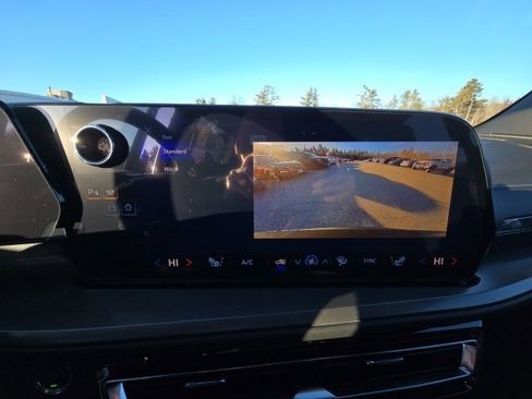 New 2026 Chevrolet Traverse LT w/ LPO, Floor Liner Package image 14