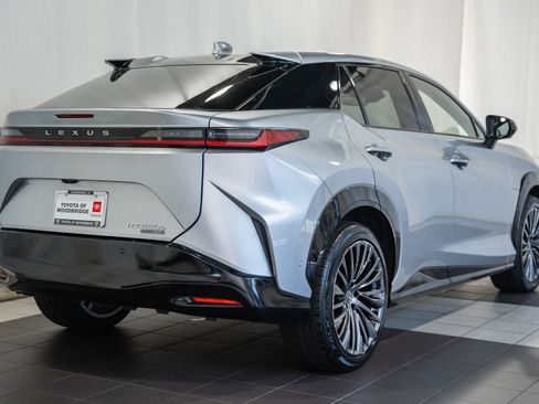 Used 2023 Lexus RZ 450e Premium w/ Accessory Package (2T) AWD/4WD image 4