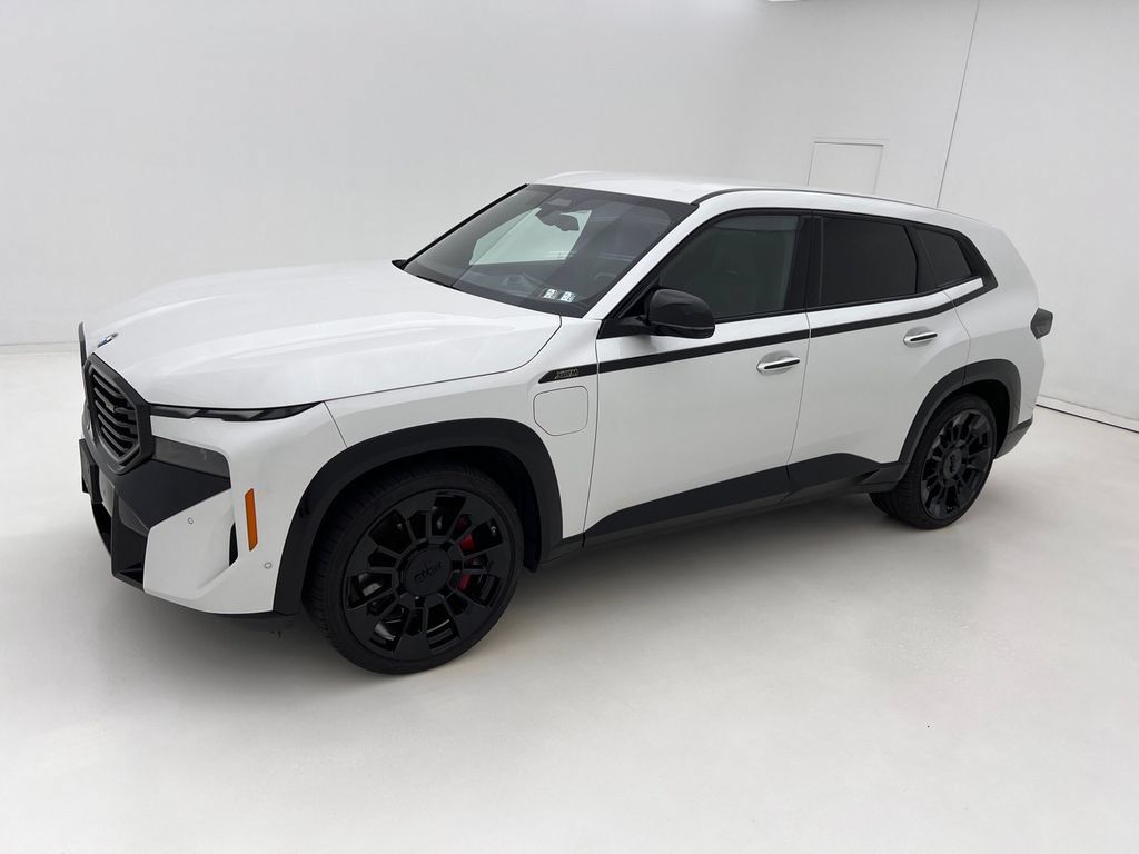 Certified 2023 BMW XM AWD/4WD image 5