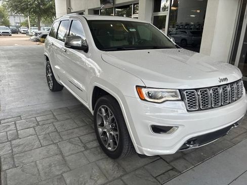 Used 2020 Jeep Grand Cherokee Overland w/ Trailer Tow Group IV RWD image 1