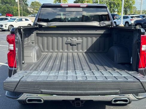 Used 2022 Chevrolet Silverado 1500 LTZ w/ LTZ Premium Package AWD/4WD image 4