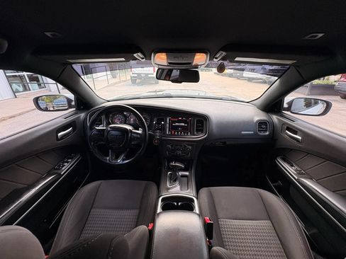 Used 2019 Dodge Charger Scat Pack RWD image 16