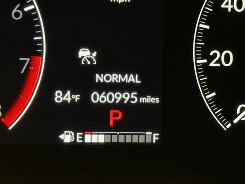 Used 2025 Honda Odyssey EX-L image 24
