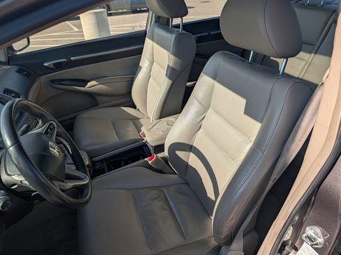 Used 2010 Honda Civic EX-L image 19