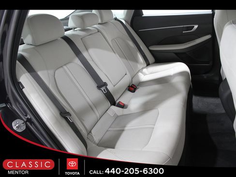 Used 2024 Hyundai Sonata SEL image 17