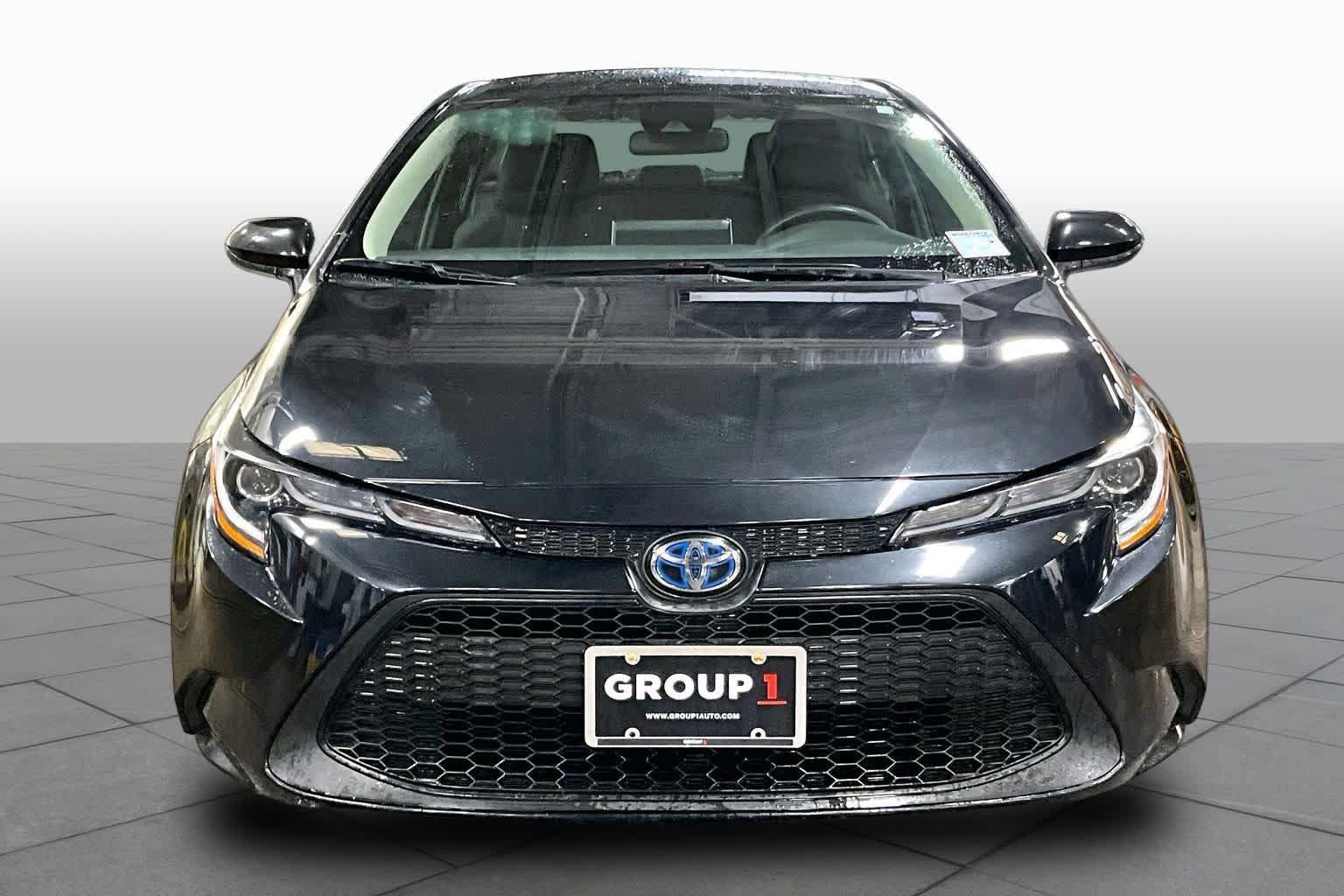 Used 2021 Toyota Corolla LE w/ Carpet Mat Package (TMS) FWD image 4
