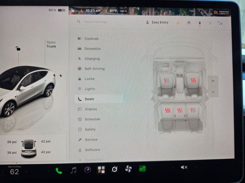 Used 2023 Tesla Model Y AWD image 50