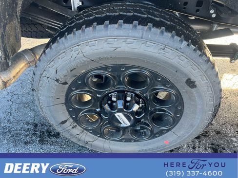 New 2026 Ford F350 Lariat w/ Black Appearance Package image 17