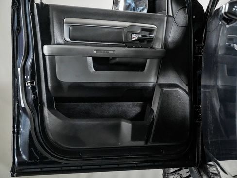 Used 2018 RAM 2500 Big Horn AWD/4WD image 33