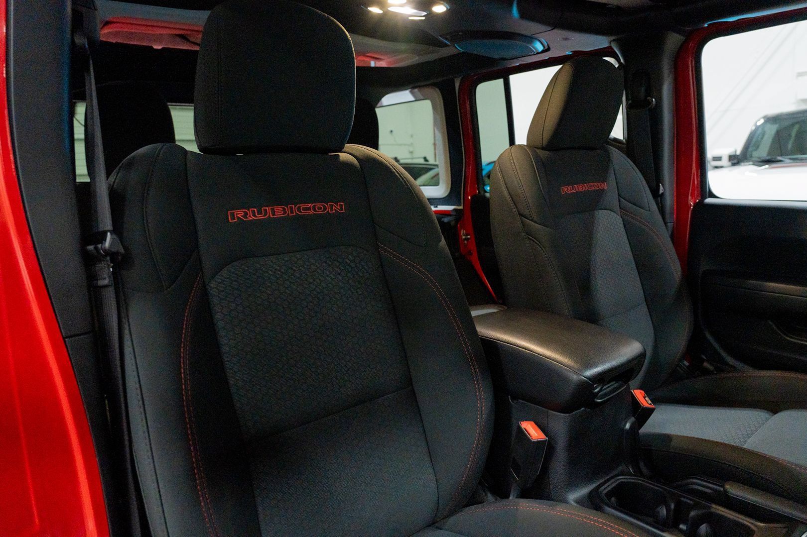 Used 2019 Jeep Wrangler Unlimited Rubicon AWD/4WD image 38