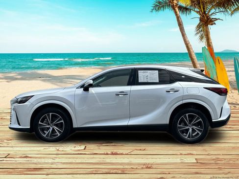 Used 2024 Lexus RX 350 FWD w/ Technology Package image 3