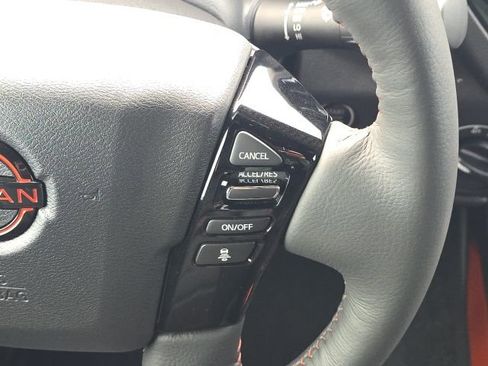 Used 2025 Nissan Frontier PRO-4X w/ Pro Premium Package image 28