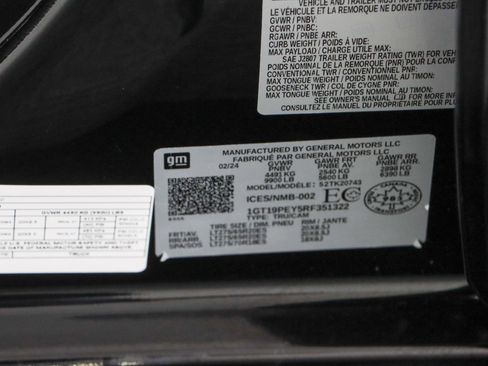 Used 2024 GMC Sierra 2500 AT4 w/ AT4 Premium Plus Package AWD/4WD image 36