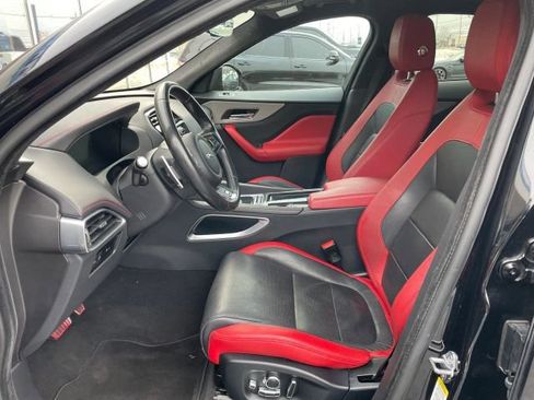 Used 2019 Jaguar F-PACE S image 19