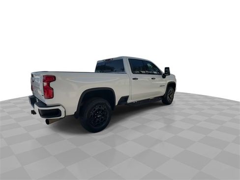 Used 2022 Chevrolet Silverado 2500 LTZ w/ LTZ Plus Package image 15