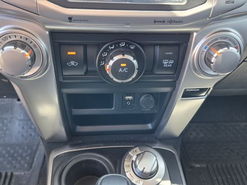 Used 2018 Toyota 4Runner SR5 Premium AWD/4WD image 13