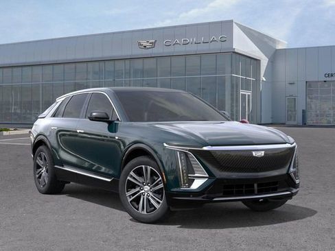 New 2026 Cadillac Lyriq Premium Luxury AWD/4WD image 7
