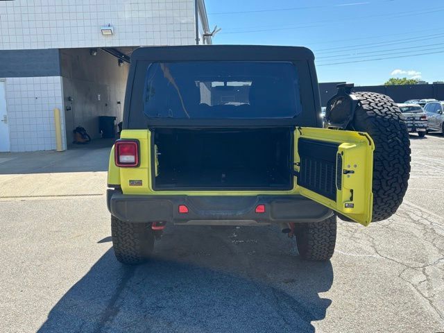 Used 2023 Jeep Wrangler Unlimited Rubicon w/ Cold Weather Group AWD/4WD image 29