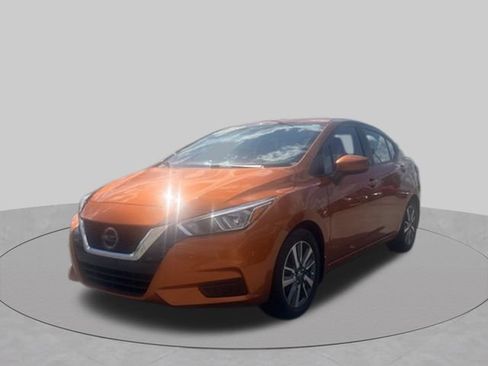 Used 2020 Nissan Versa SV FWD image 1