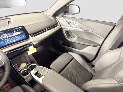 New 2026 BMW X2 xDrive28i w/ Technology Package image 24