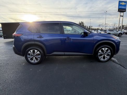 Used 2023 Nissan Rogue SV image 22