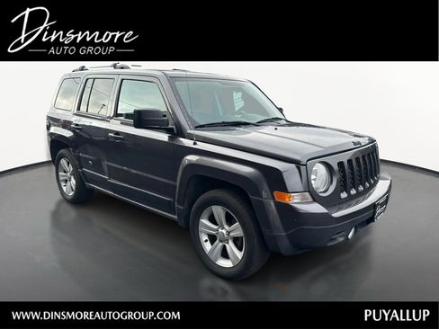 Used 2017 Jeep Patriot Latitude FWD image 1