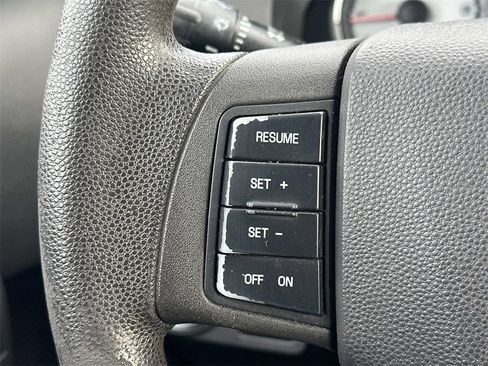 Used 2011 Ford Focus SE image 22