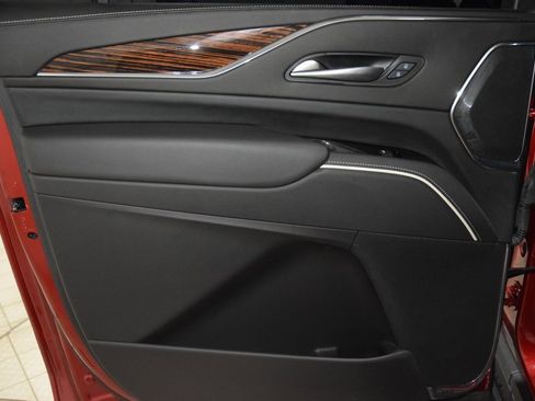 Used 2024 Cadillac Escalade ESV Premium Luxury w/ Performance Package image 48