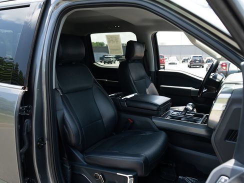 Used 2021 Ford F150 Lariat AWD/4WD image 22